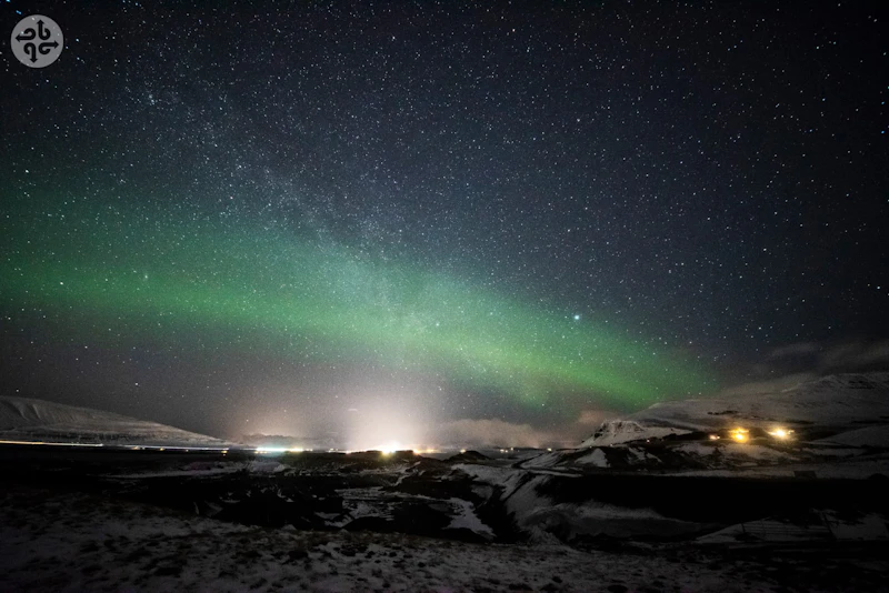 What To Expect On Your Northern Lights Hunt Bustravel Iceland
